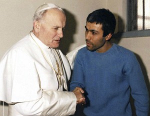 Giovanni Paolo II incontra Mehmet Ali Ağca