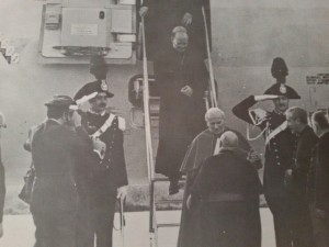 Papa Giovanni Paolo II mette piede in Sicilia